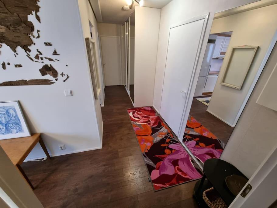 Valoisa Huoneisto Jossa Erinomaiset Vuoteet. Mikkeli Dış mekan fotoğraf