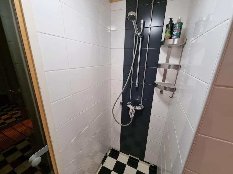 Valoisa Huoneisto Jossa Erinomaiset Vuoteet. Mikkeli Dış mekan fotoğraf